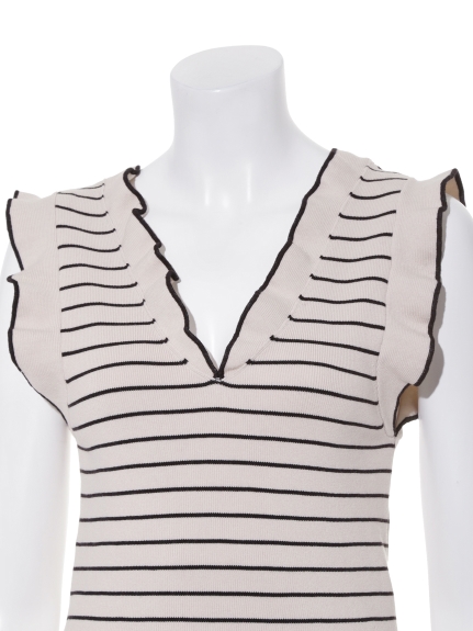 荷叶滚边针织无袖上衣